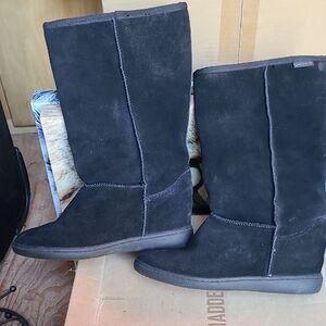 Skechers Women's Black Suede Boots